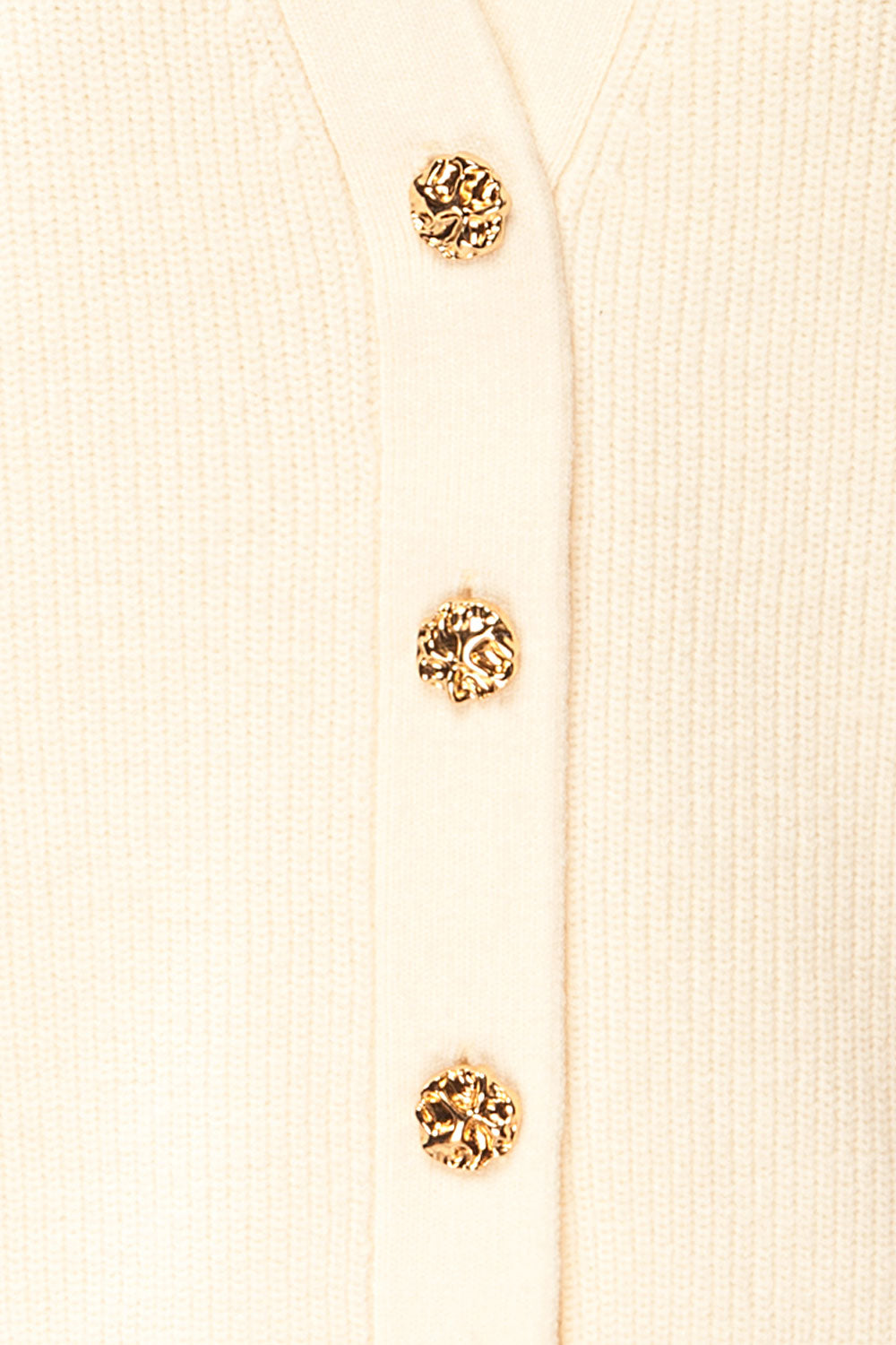 Castelo Ivory Sleeveless Knit Vest | La petite garçonne fabric 