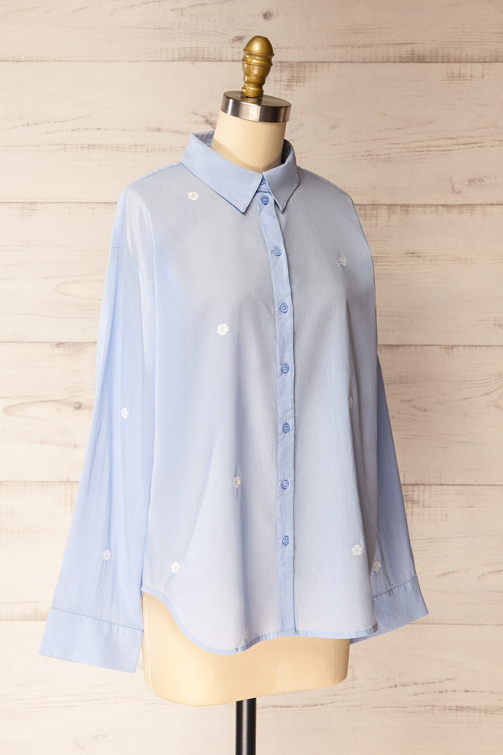 Catania | Oversized Blue Shirt with Floral Embroidery