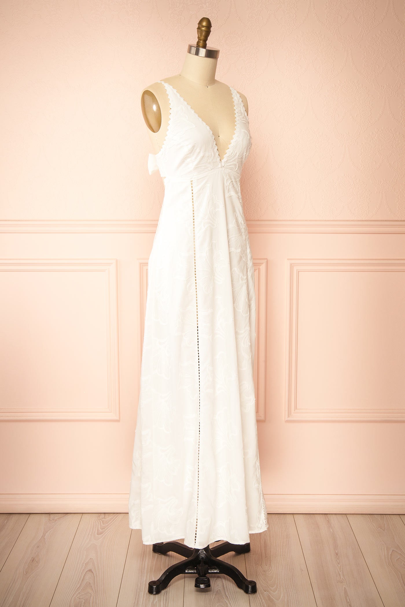 Cereus | Embroidered White Maxi Dress with Open Back