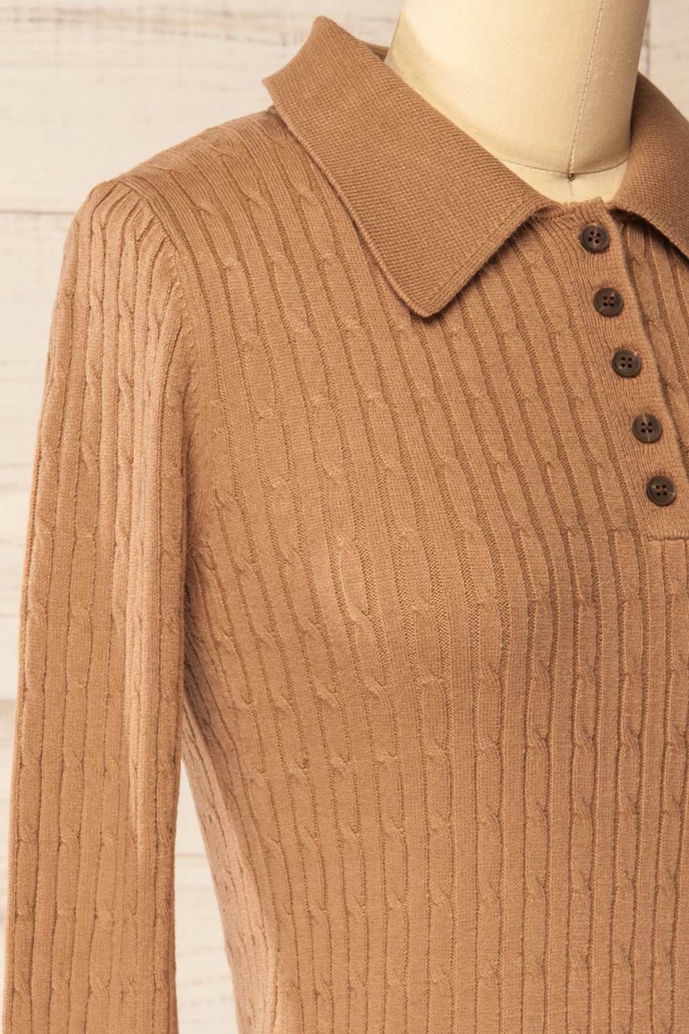 Charaundi Caramel Long Sleeve Collared Knit Top | La petite garçonne side