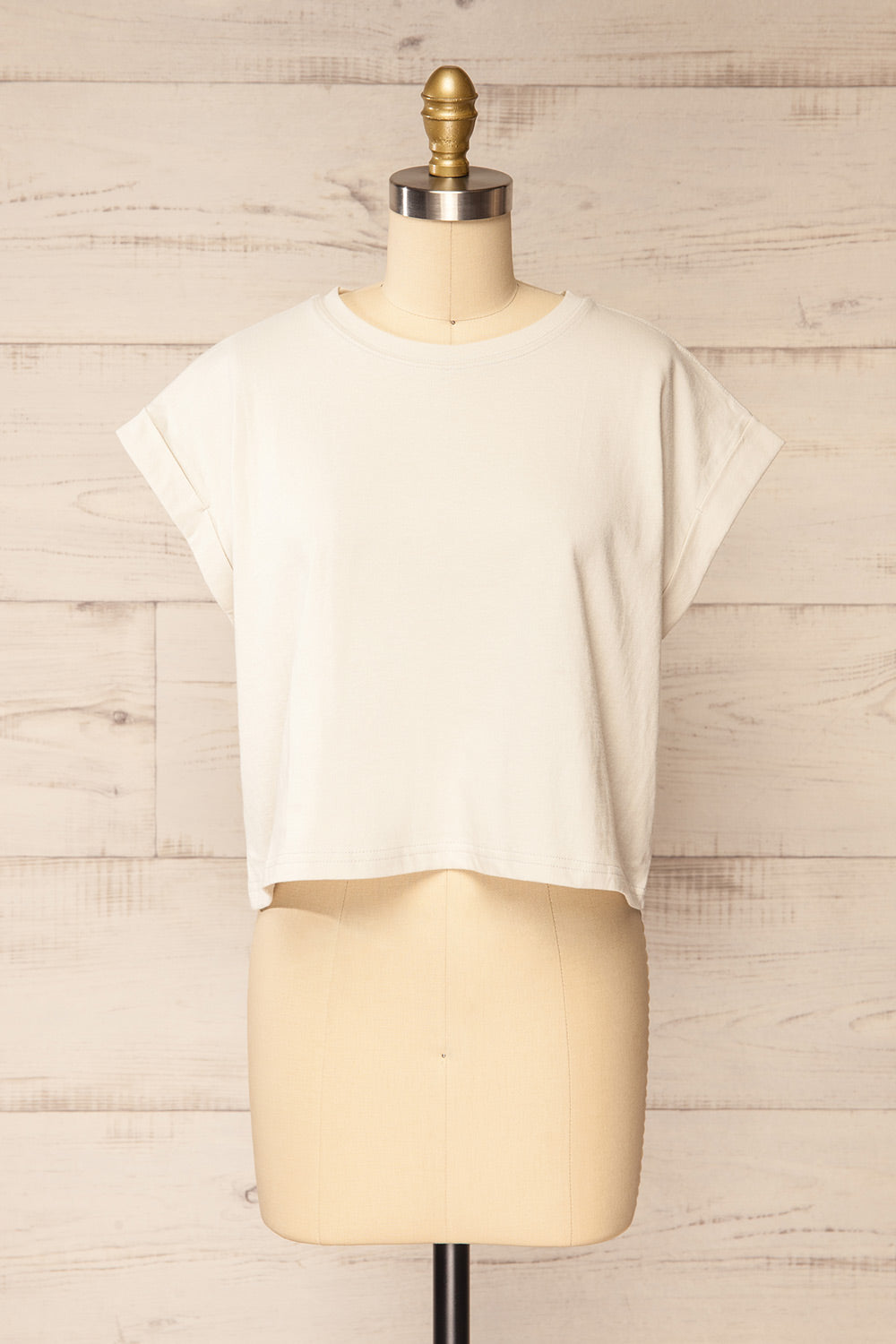 Cheddington Ivory Cropped T-Shirt | La petite garçonne  front view