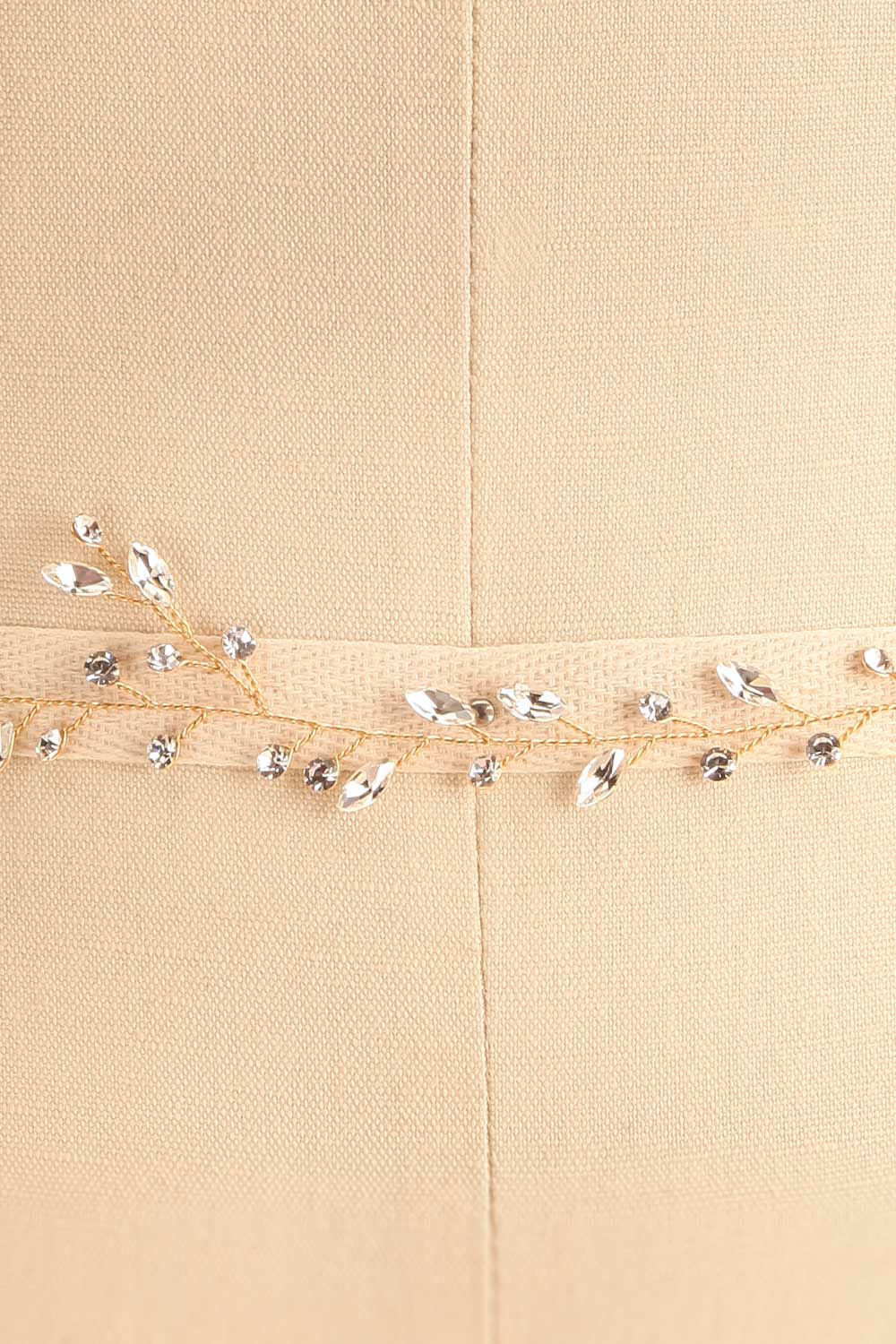 Chilout Belt w/ Crystal Leaves | Boudoir 1861 close-up