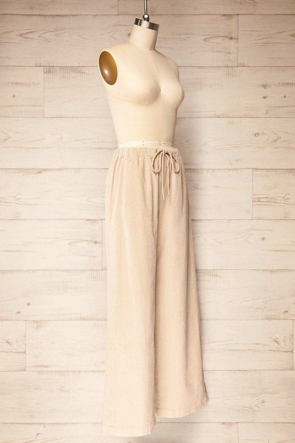 Clovis Beige Corduroy Pants with Adjustable Cord | La petite garçonne side 