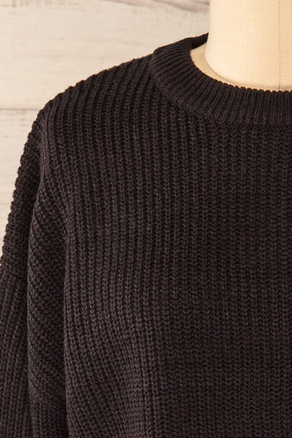 Colorado Black Cropped Knit Sweater | La petite garçonne front close-up