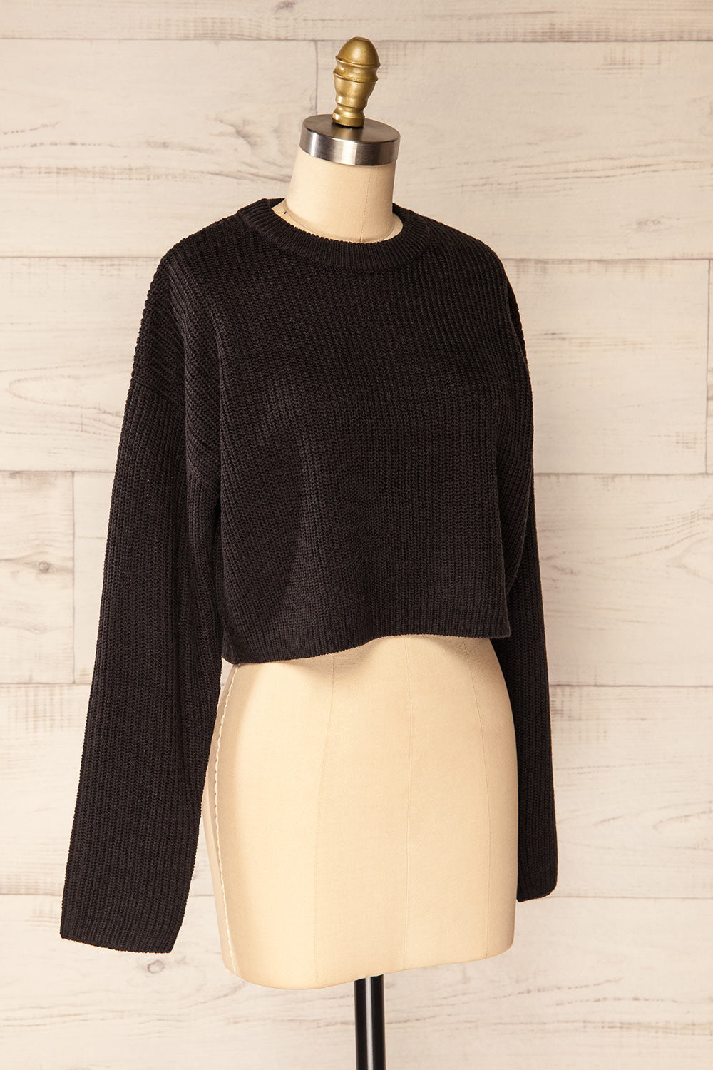 Colorado Black Cropped Knit Sweater | La petite garçonne side view