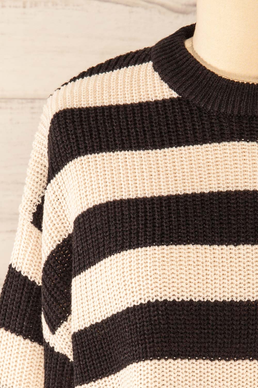 Colorado Cropped Striped Knit Sweater | La petite garçonne front close-up