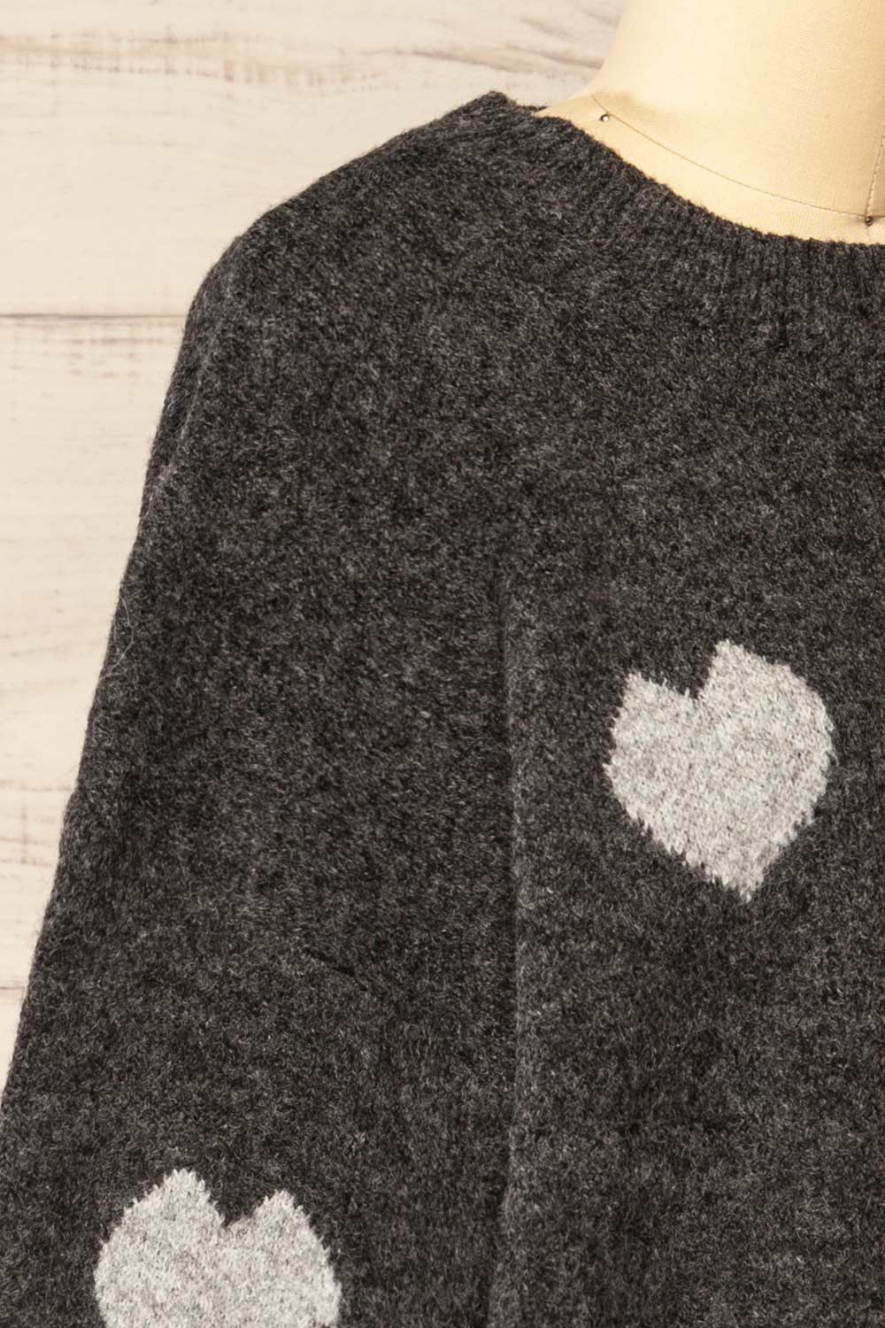 Coracao Charcoal Heart Patterned Knit Sweater | La petite garçonne side