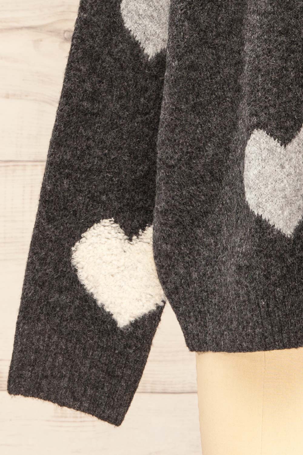 Coracao Charcoal Heart Patterned Knit Sweater | La petite garçonne bottom