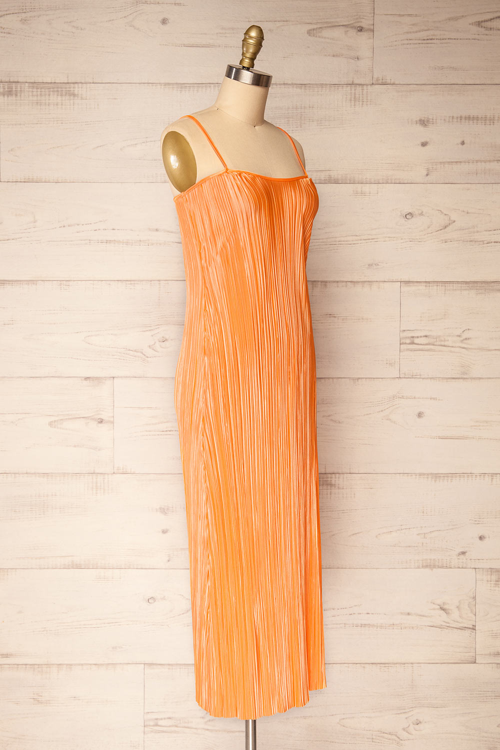Cordoba Orange Pleated Midi Dress | La petite garçonne side view