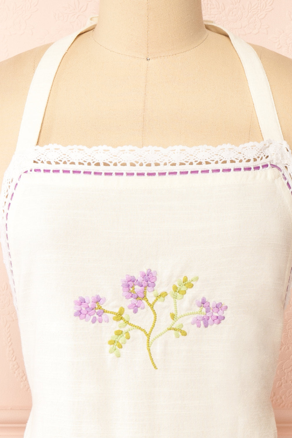 Cornwall White Apron with Embroidered Lavender | Boutique 1861 front close-up