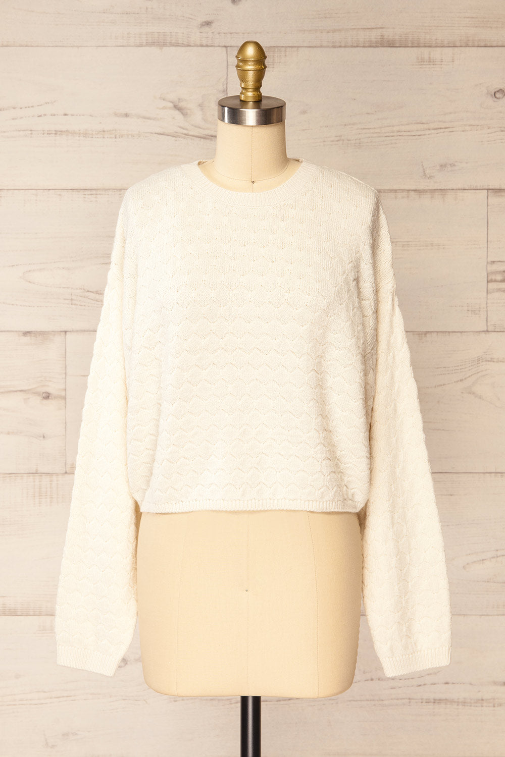 Cozumel White Knit Sweater w/ Scalloped Pattern | La petite garçonne front view