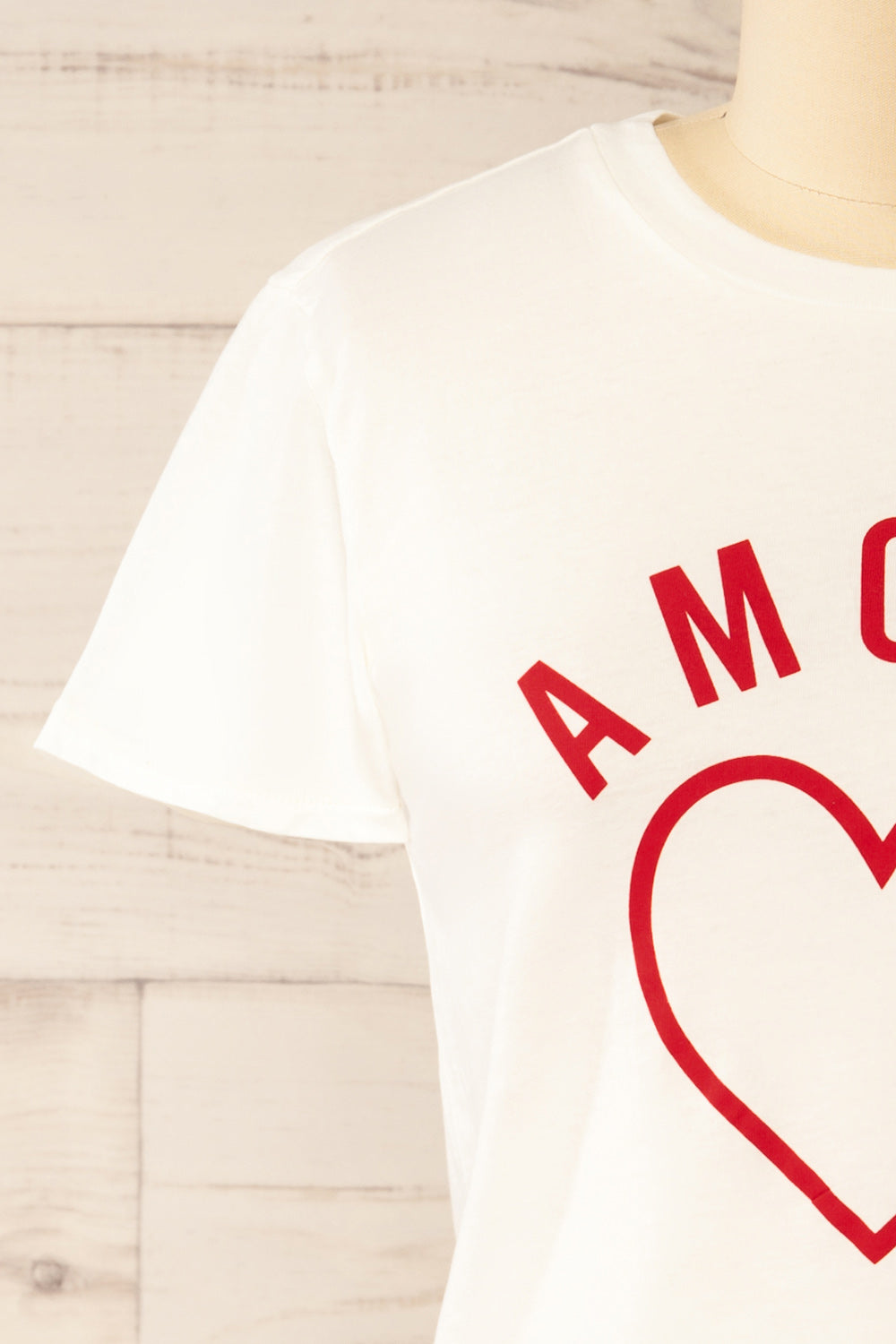 Cupids White T-Shirt with Red Heart Motif | La petite garçonne front