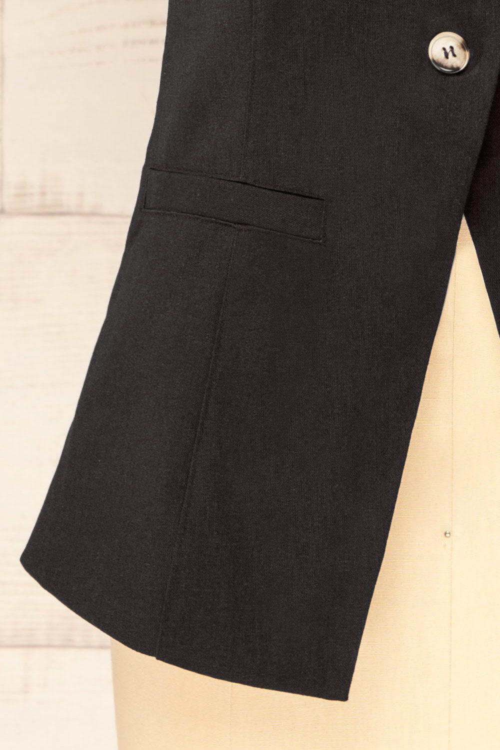 Danda Black Longline Button-Down Vest Top | La petite garçonne bottom