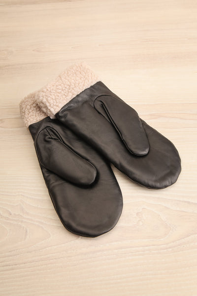 Dahron Black Faux Leather Mittens w/ Sherpa Lining