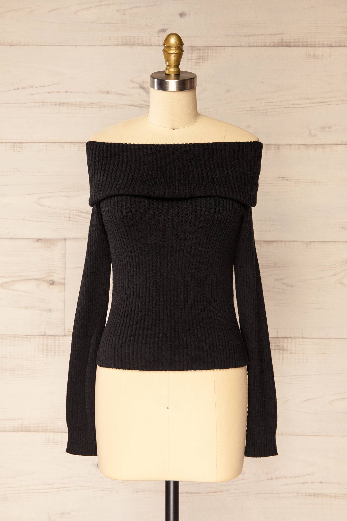 Delhi Black Off-the-Shoulder Ribbed Knit Sweater | La petite garçonne front