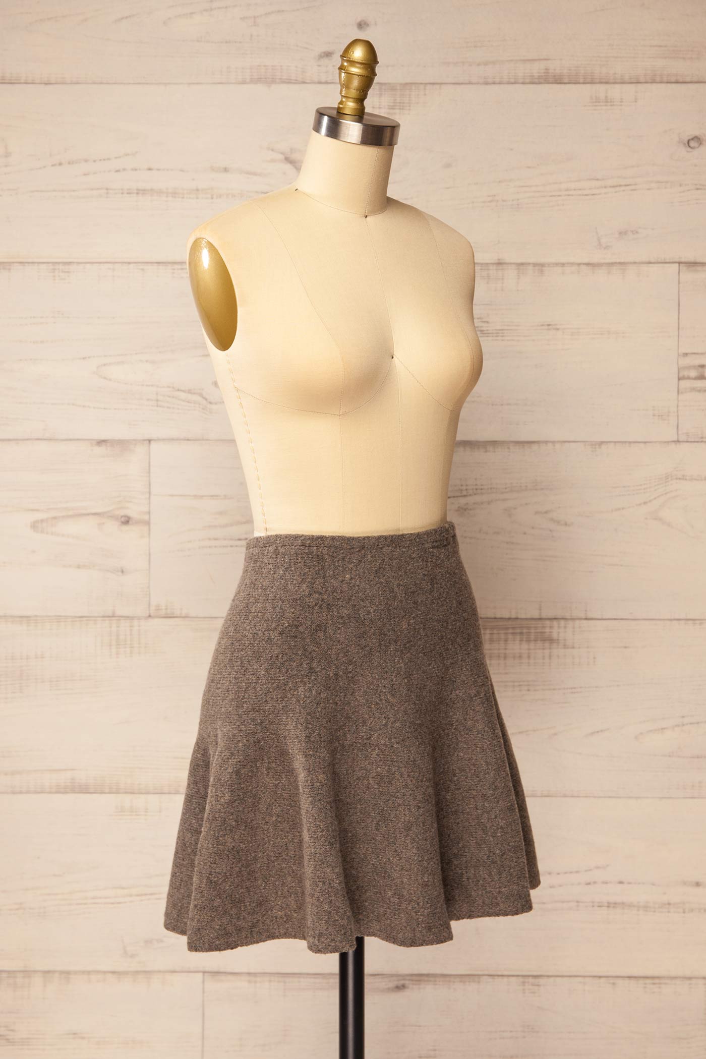 side view of Deventer Taupe High-Waisted Knitted Skirt at La petite garçonne