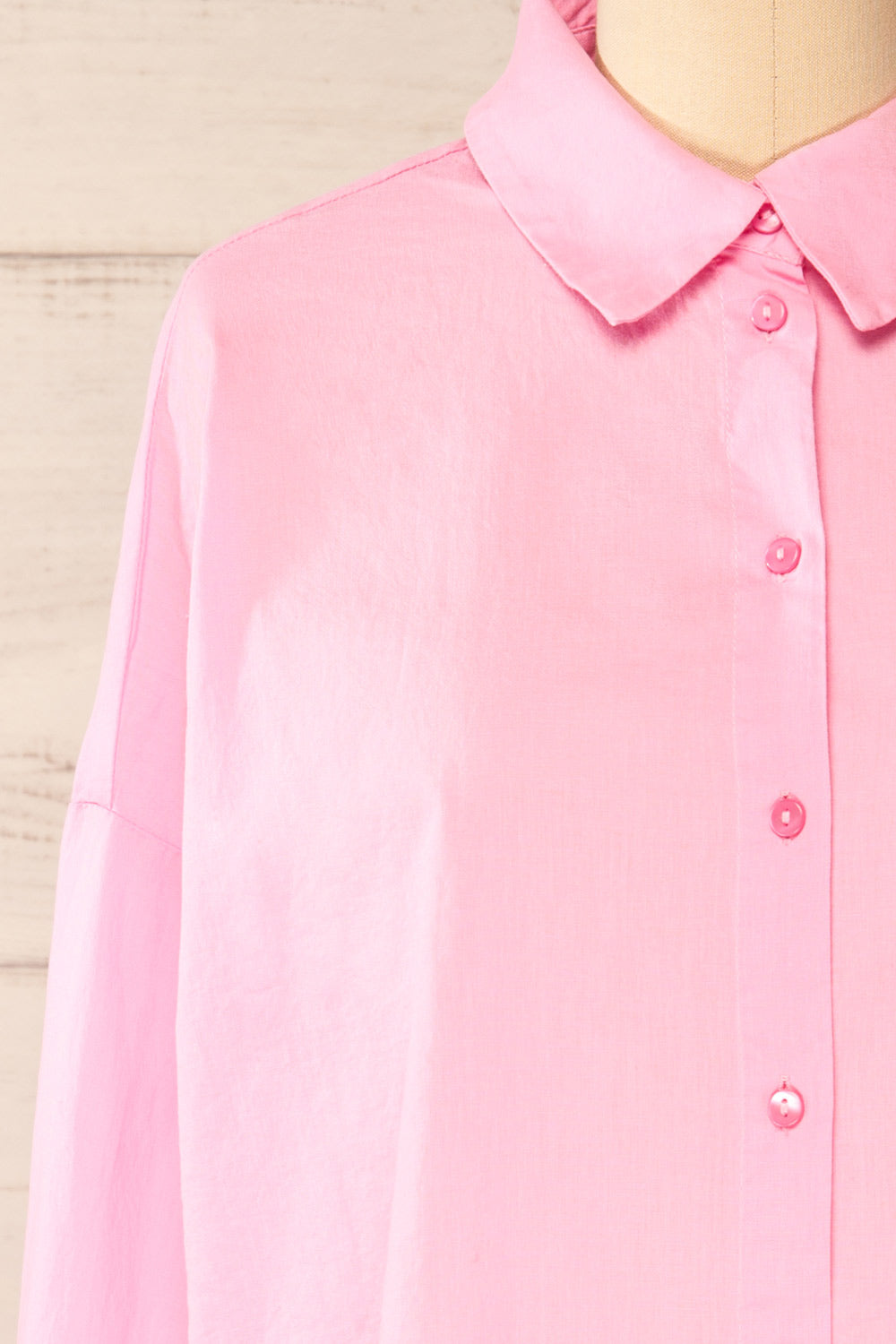Dodoma Pink Oversized Button-Up Shirt | La petite garçonne  front close-up