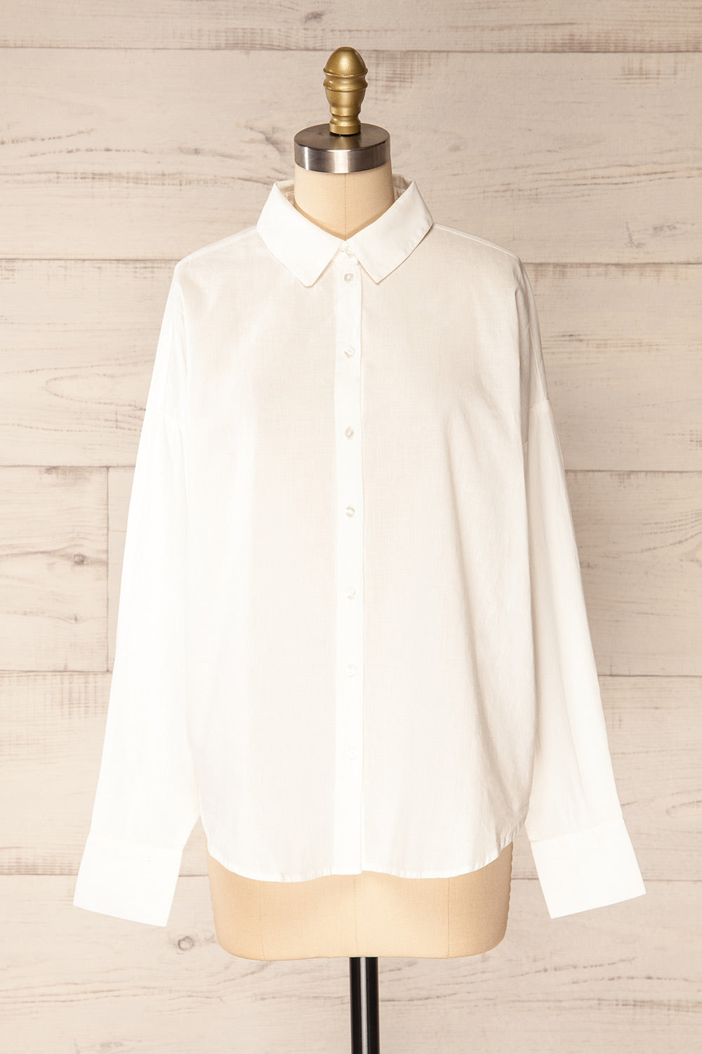 Dodoma White Oversized Button-Up Shirt | La petite garçonne front view
