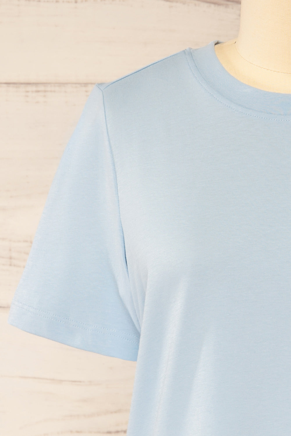 Dumka Light Blue Cotton T-Shirt with Short Sleeves | La petite garçonne front 