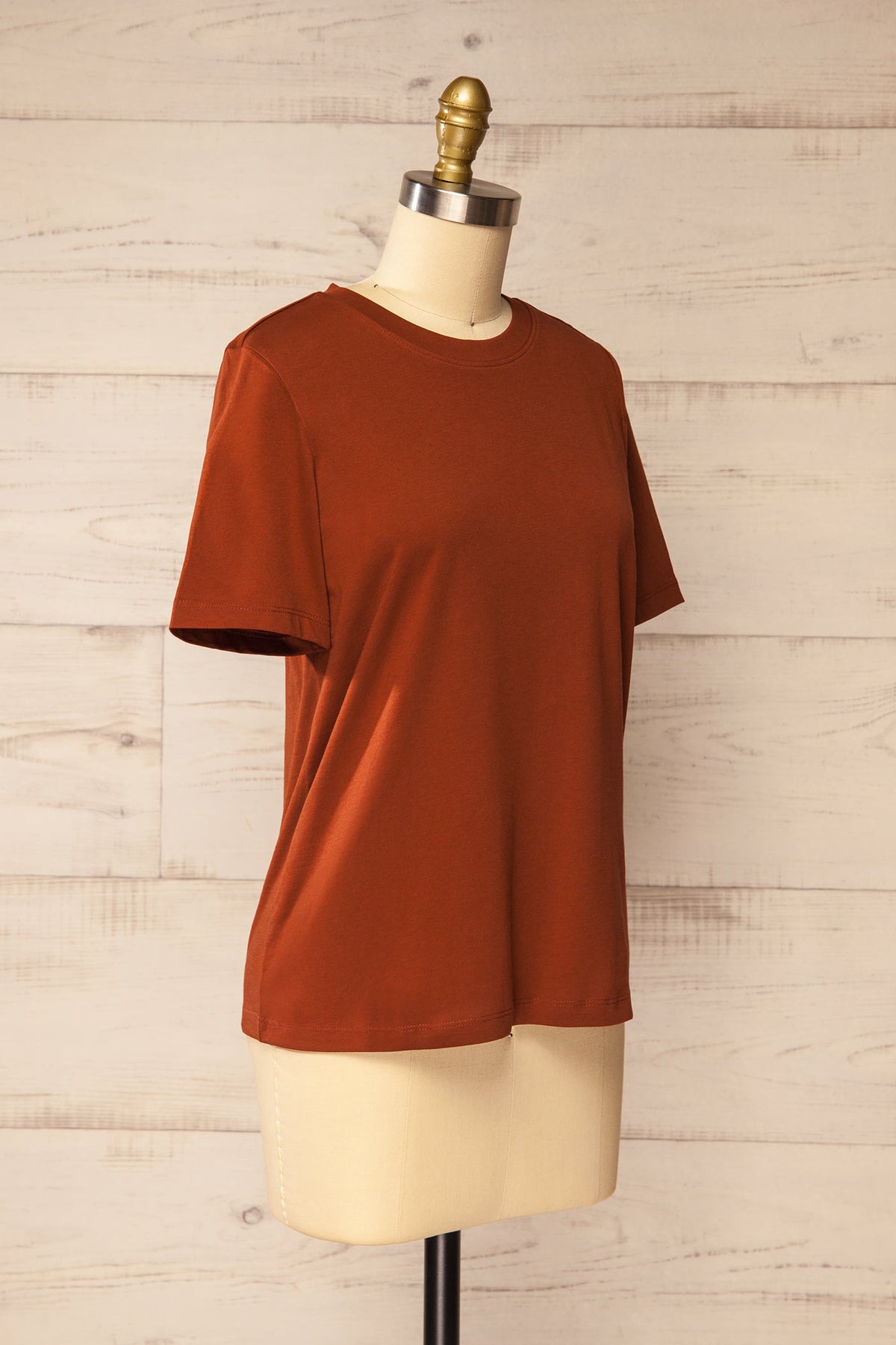 side view of Dumka Rust Cotton T-Shirt with Short Sleeves at La petite garçonne