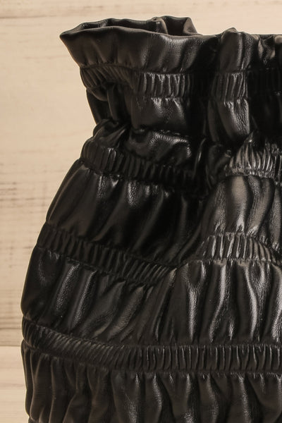 Duroque Black Drawstring Shoulder Bag | La petite garçonne front close-up
