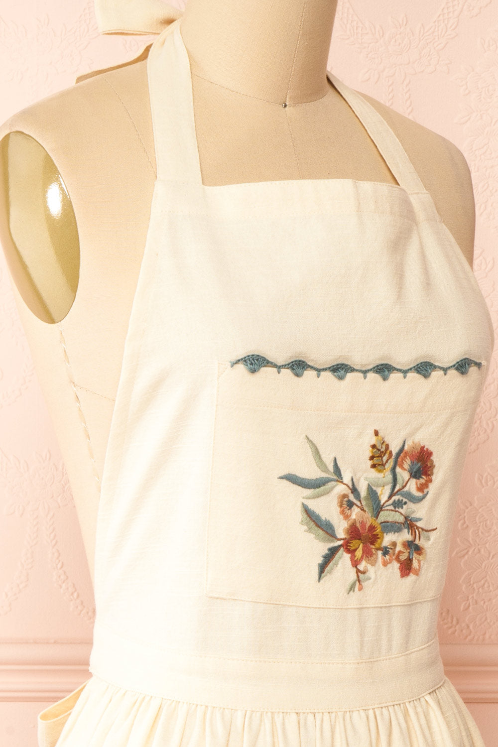 Elfinie | Embroidered Beige Apron