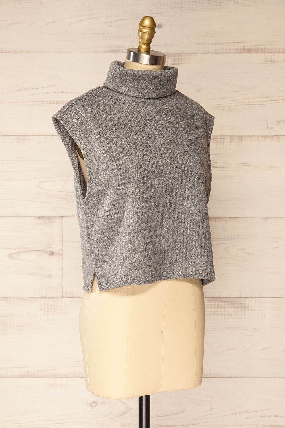 Epernay Grey Sleeveless Turtleneck Top | La petite garçonne side view