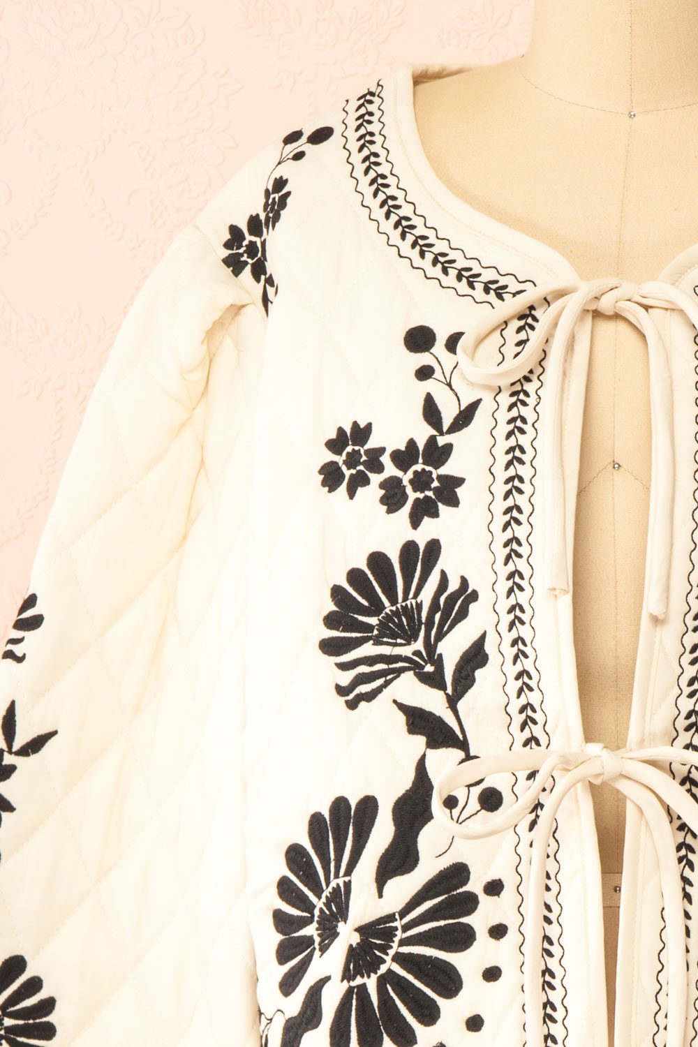 Esmeray Floral Embroidered Beige Jacket | La petite garçonne front