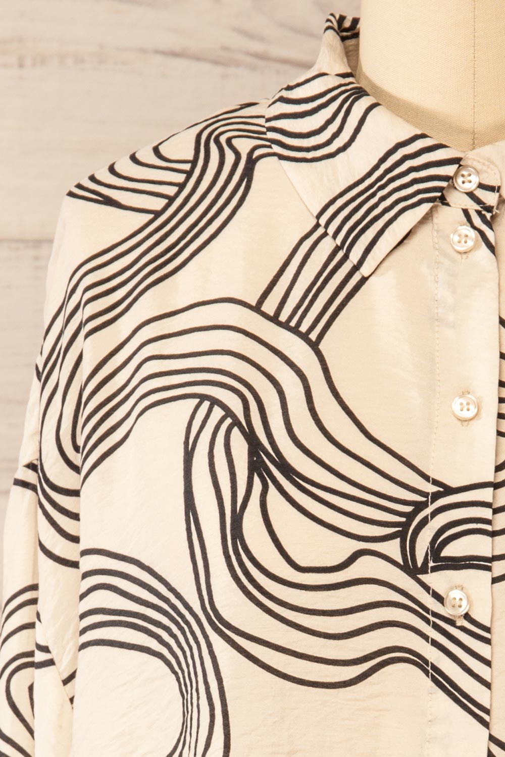 Etel Translucent Shirt with Abstract Lines | La petite garçonne front