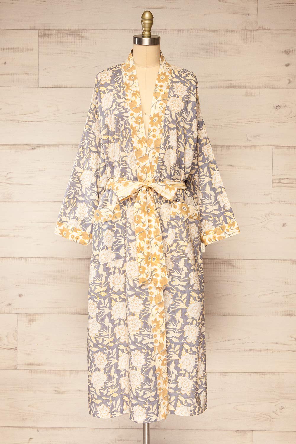 Ezran Floral Kimono w/ Pockets | Maison garçonne front view