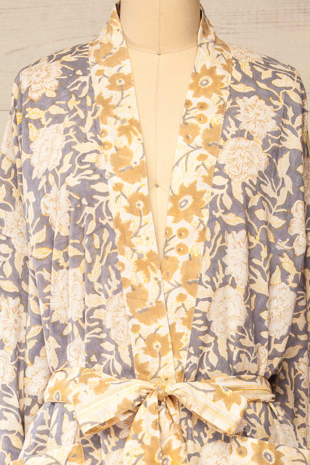 Ezran Floral Kimono w/ Pockets | Maison garçonne front 