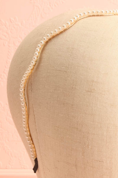 Faviola Wavy Headband w/ Pearls | Boutique 1861 head close-up