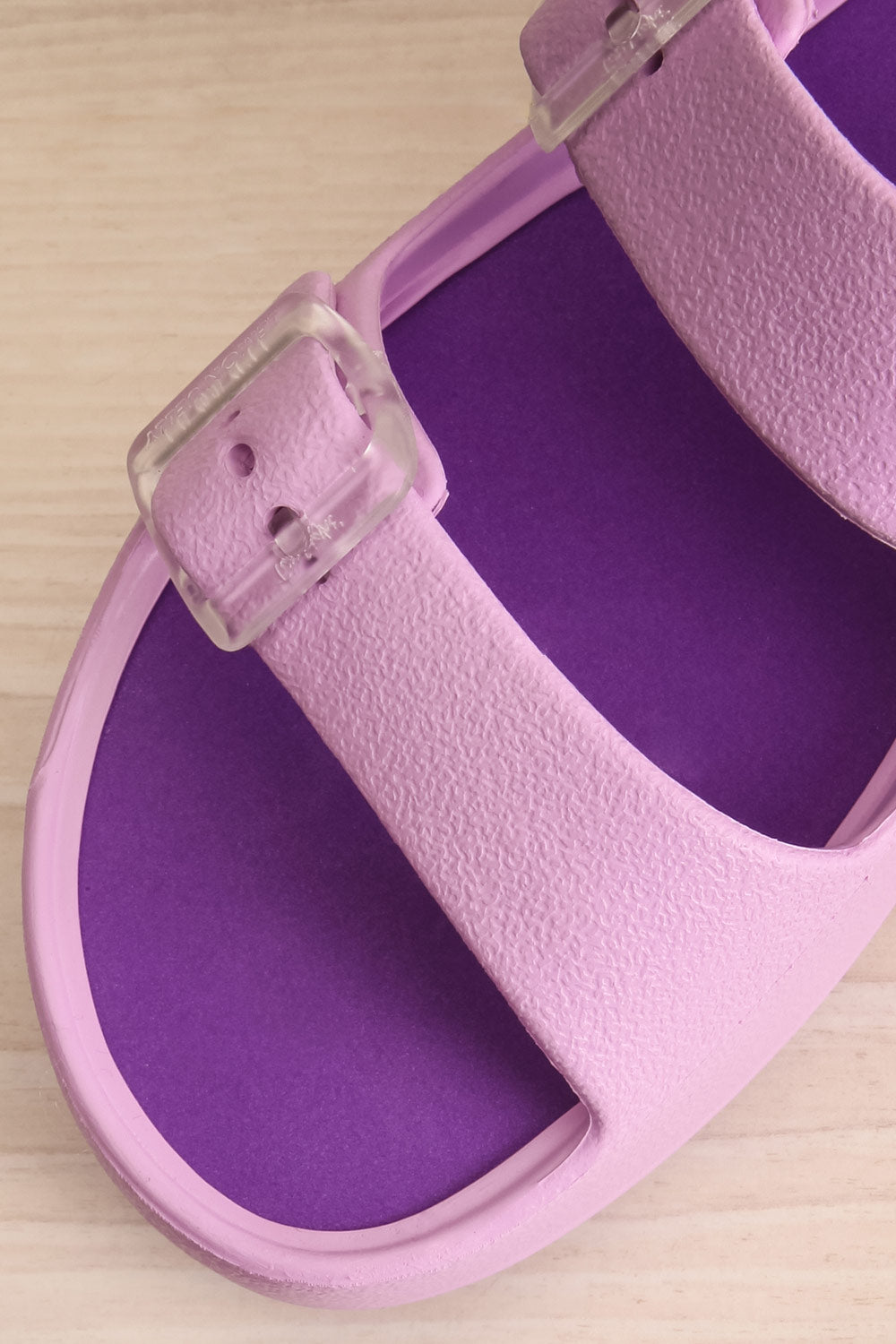 Fenix Lavender Double Buckle Platform Sandals | La petite garçonne flat close-up