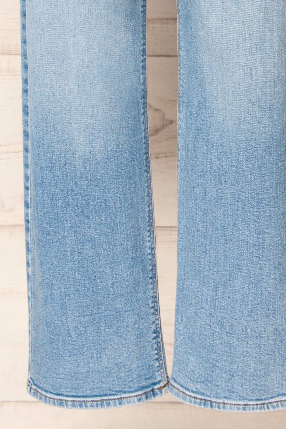 Fermo Low-Rise Blue Denim Pants | La petite garçonne bottom 