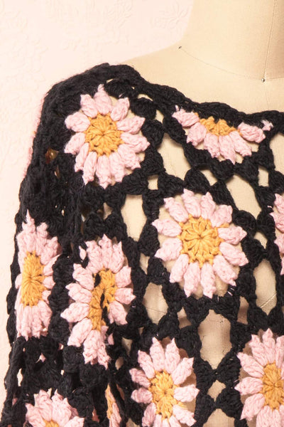 Fernanda Floral Crochet Top w/ Long Sleeves | Boutique 1861 side close-up