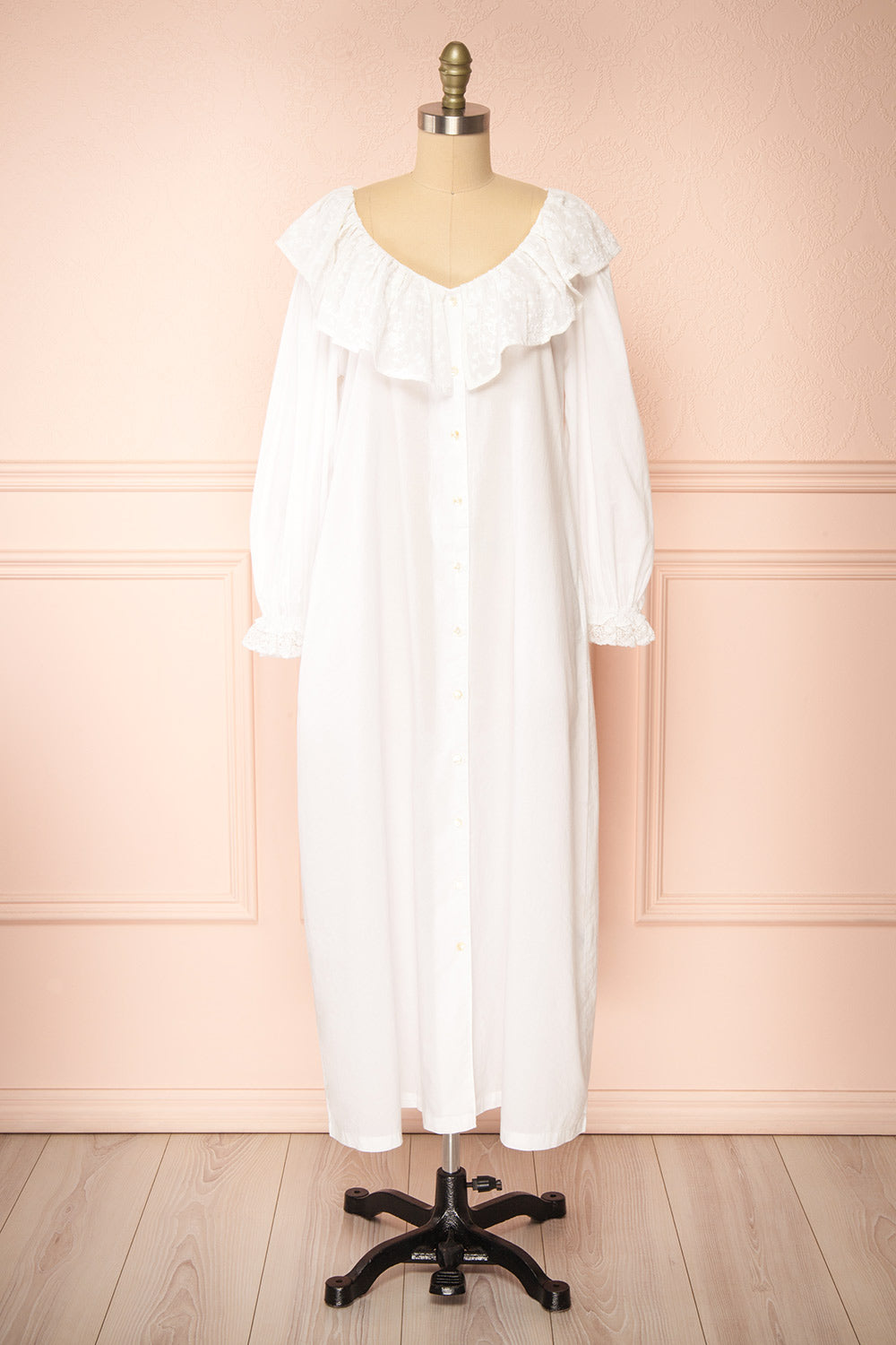 Fernley White Long-Sleeved Nightgown | Boutique 1861 front view