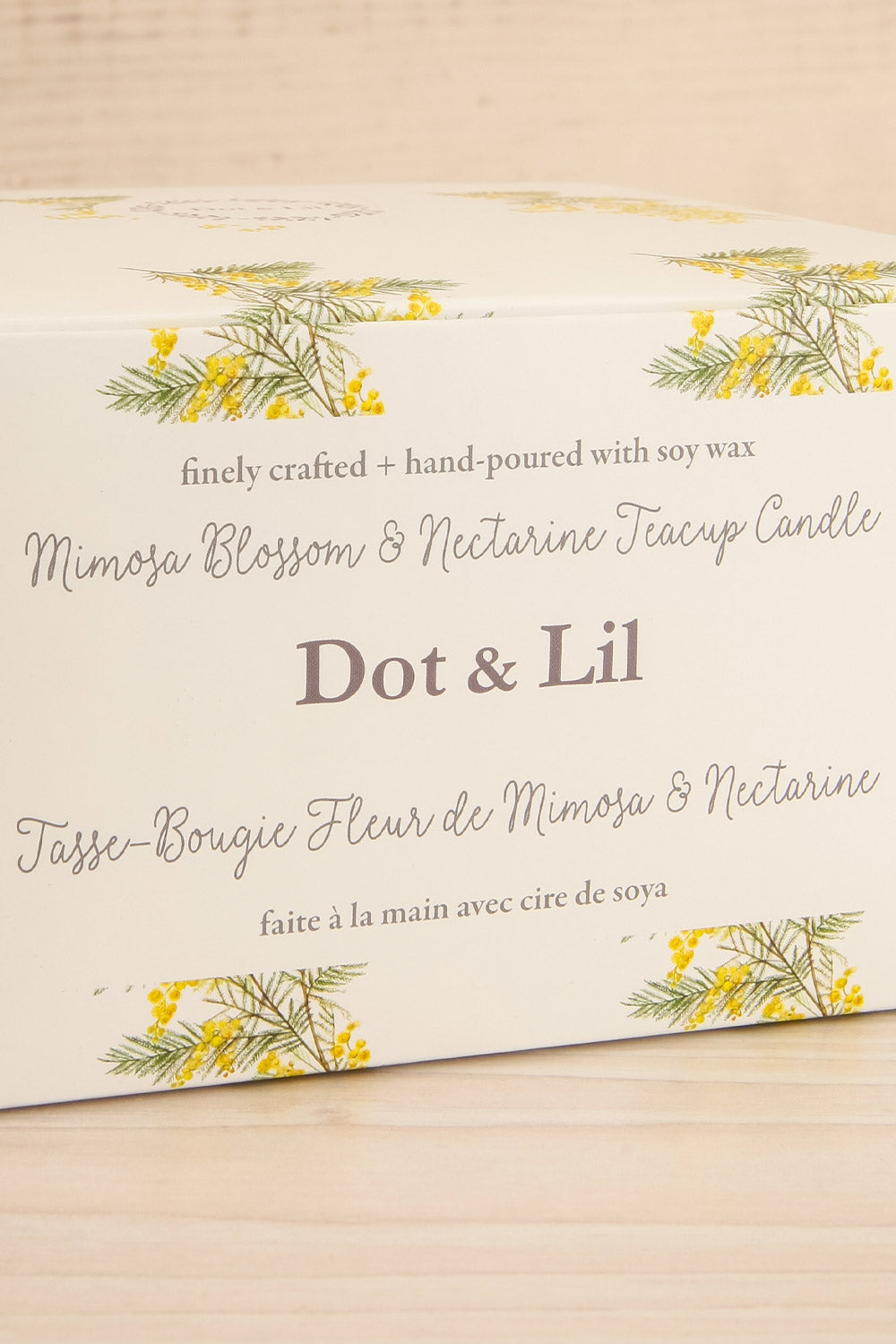 Mimosa Blossom and Nectarine Teacup Candle | Maison garçonne 