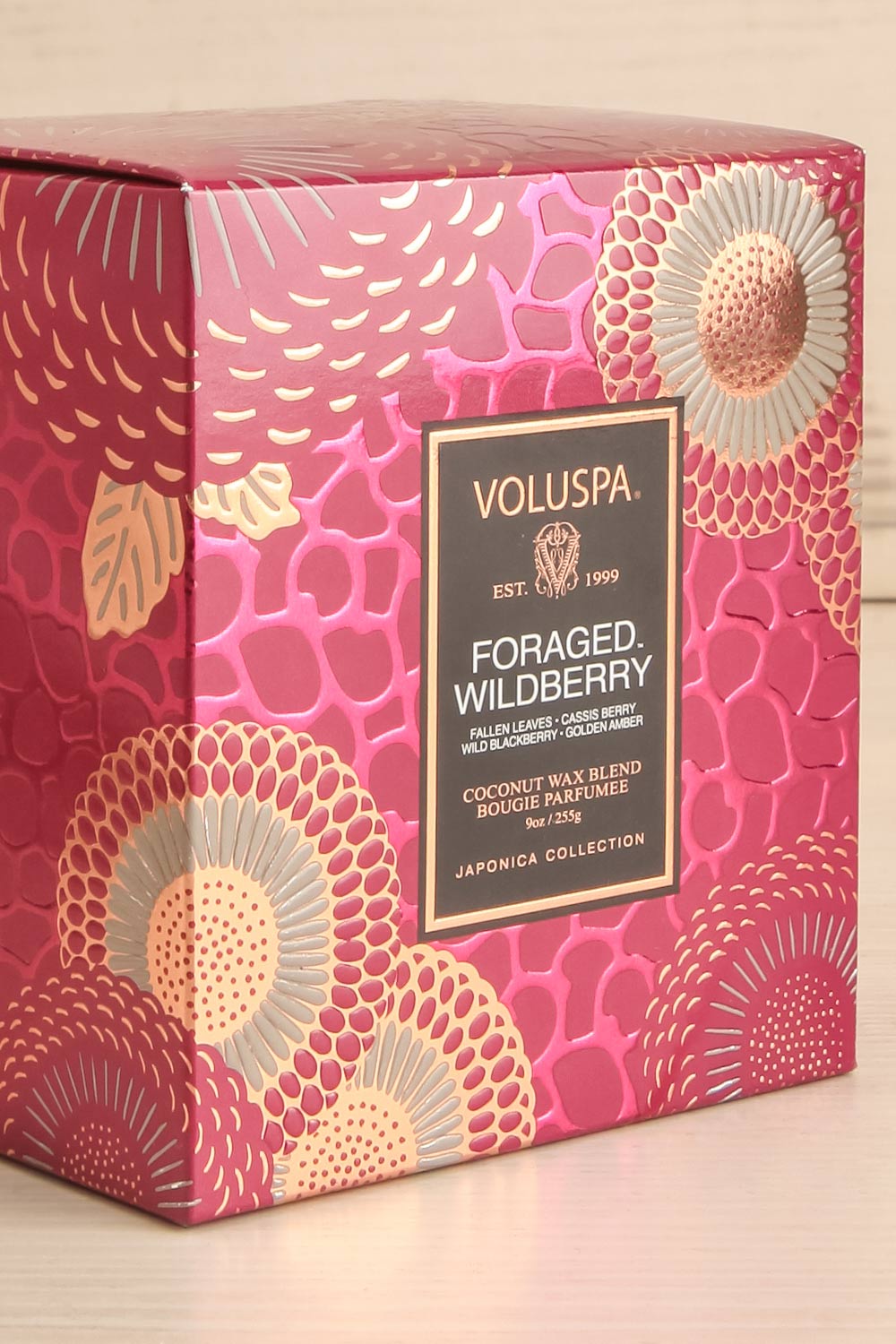 Foraged Wildberry Classic Candle by Voluspa | Maison garçonne box close-up