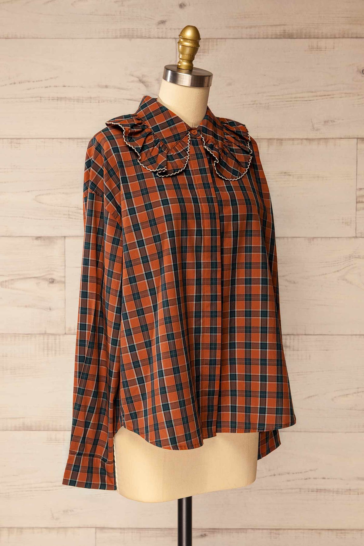 side view of Forillon Orange Plaid Peter Pan Collar Shirt at La petite garçonne