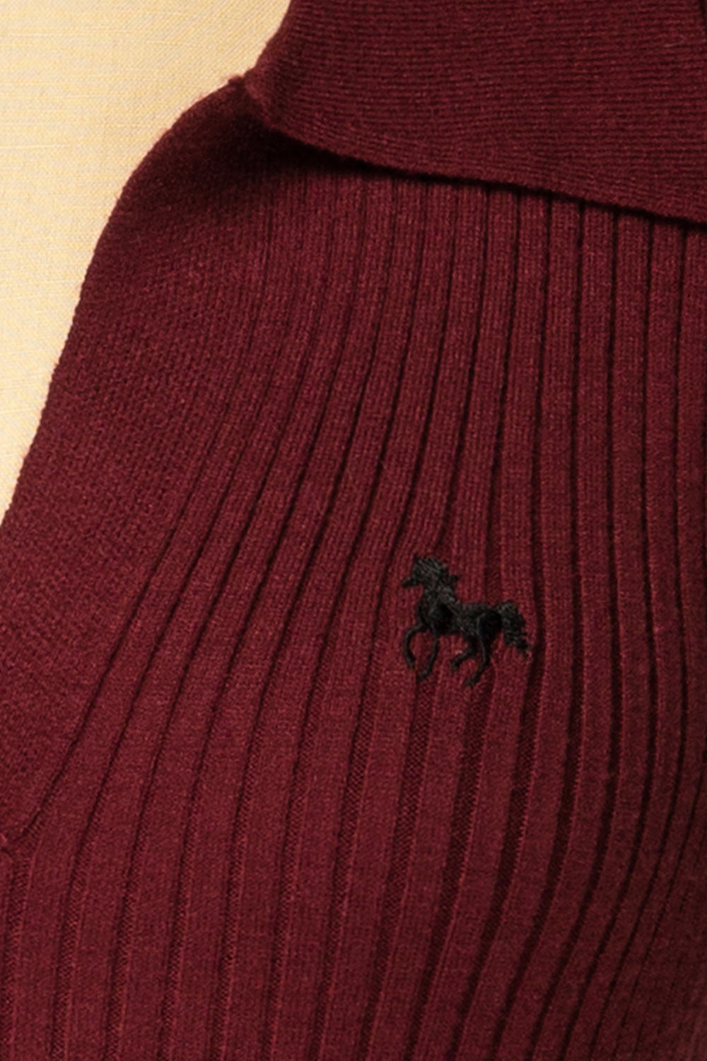 Gatton Burgundy Long Sleeve Collared Knit Top | La petite garçonne details 