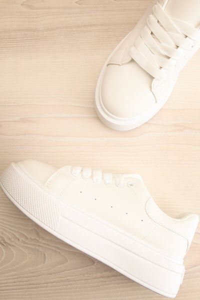 Gernade White Lace-Up Sneakers | La petite garçonne flat view