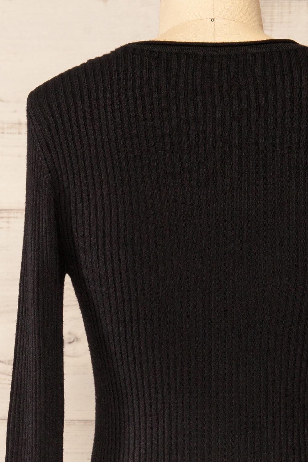 Gitega Short Rib-Knit Black Dress w/ Long Sleeves | La petite garçonne back close-up