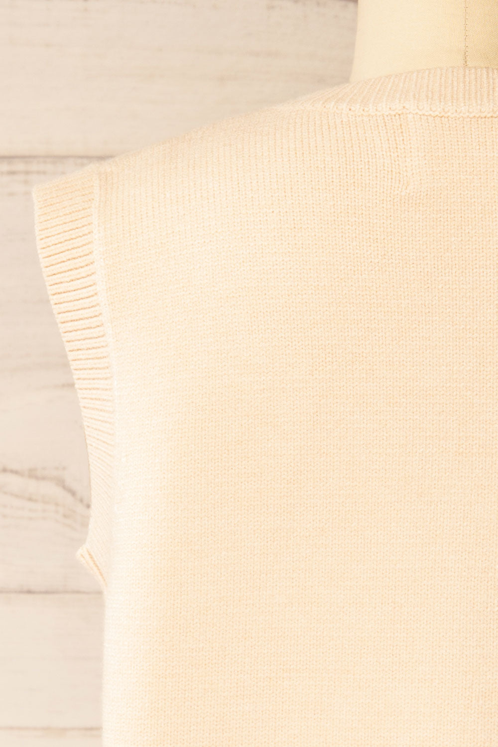 Gjilan | Veste Beige en Tricot avec Broderies Florales