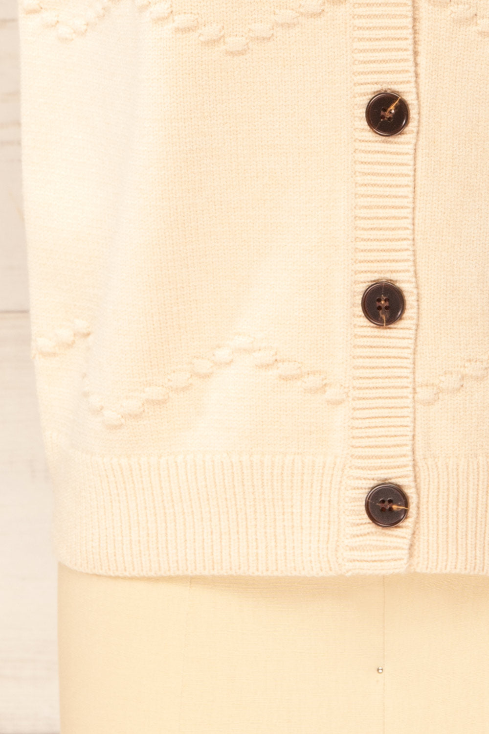Gjilan | Veste Beige en Tricot avec Broderies Florales