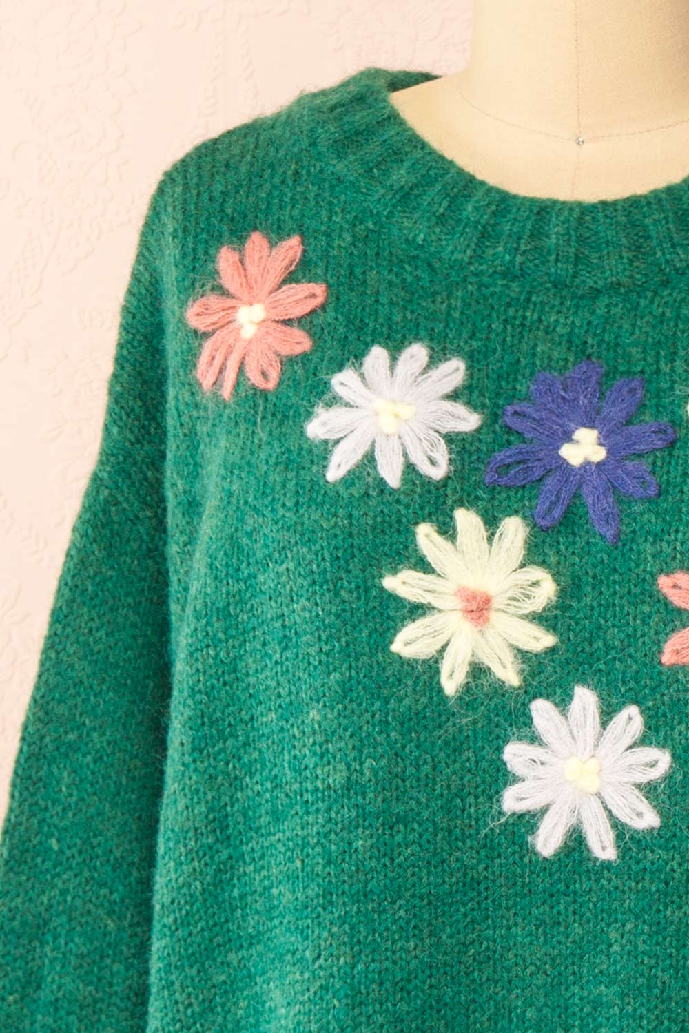 Grozjnat | Green Knit Sweater w/ Floral Embroidery