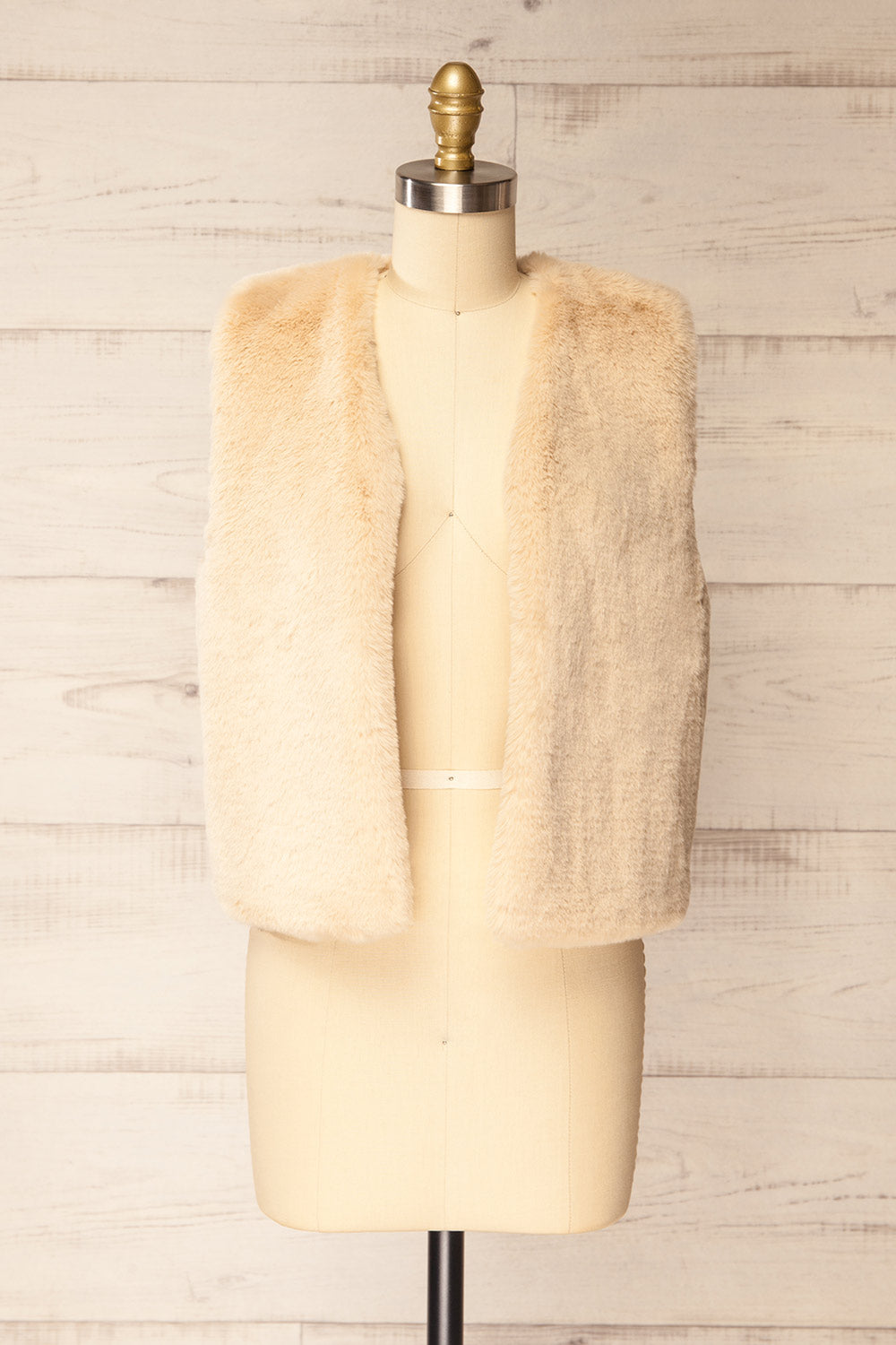 Guadaira Beige Faux Fur Sleeveless Vest | La petite garçonne front view