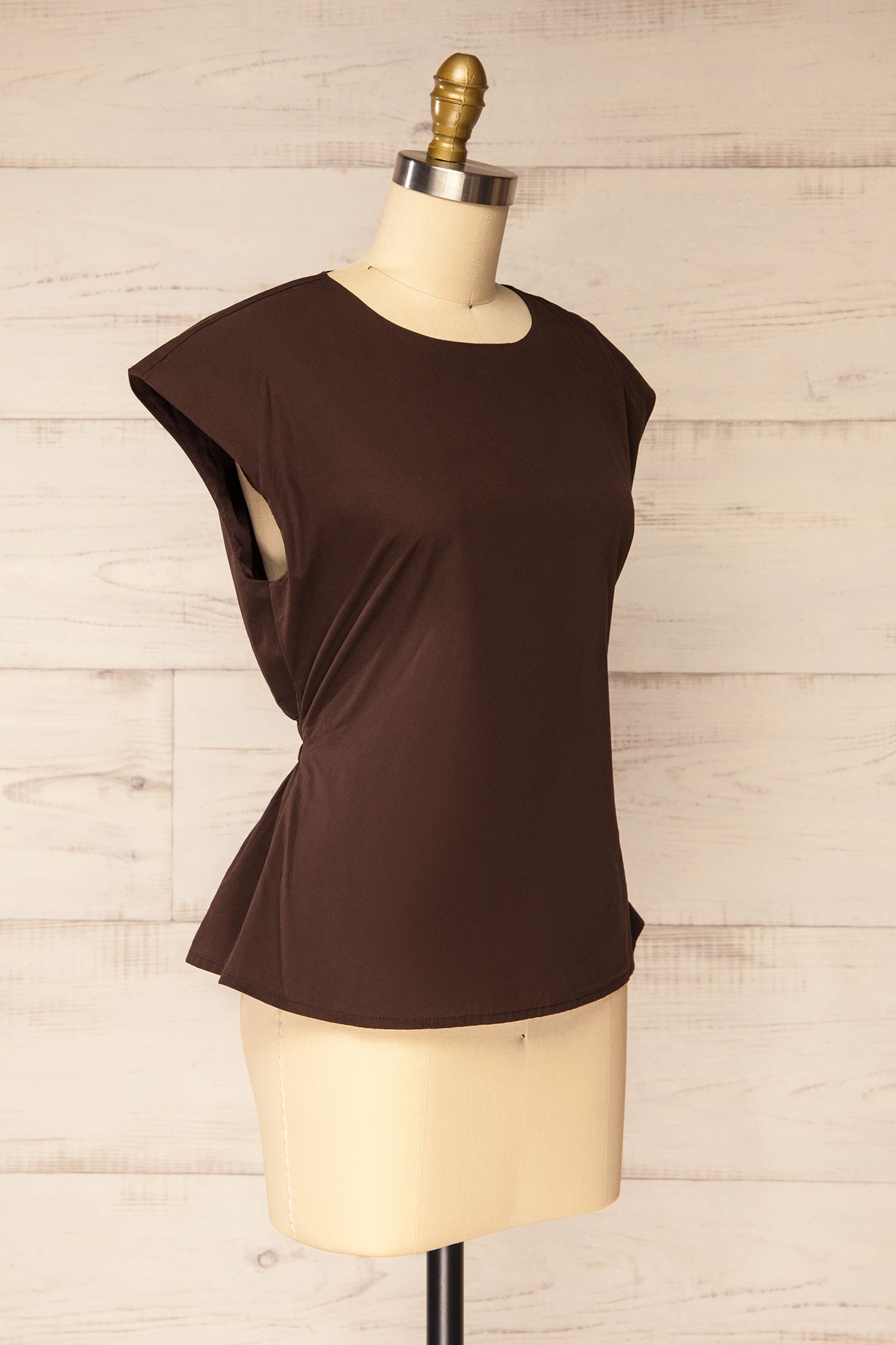 Gubbio Brown Open Back Cap Sleeve Top | La petite garçonne side