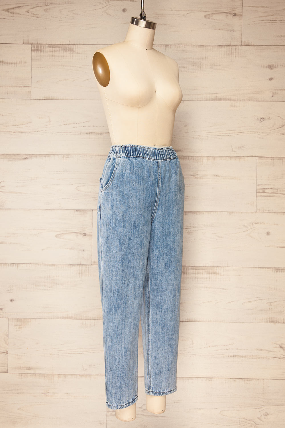 Gutierrez Cropped Denim Pants | La petite garçonne side view