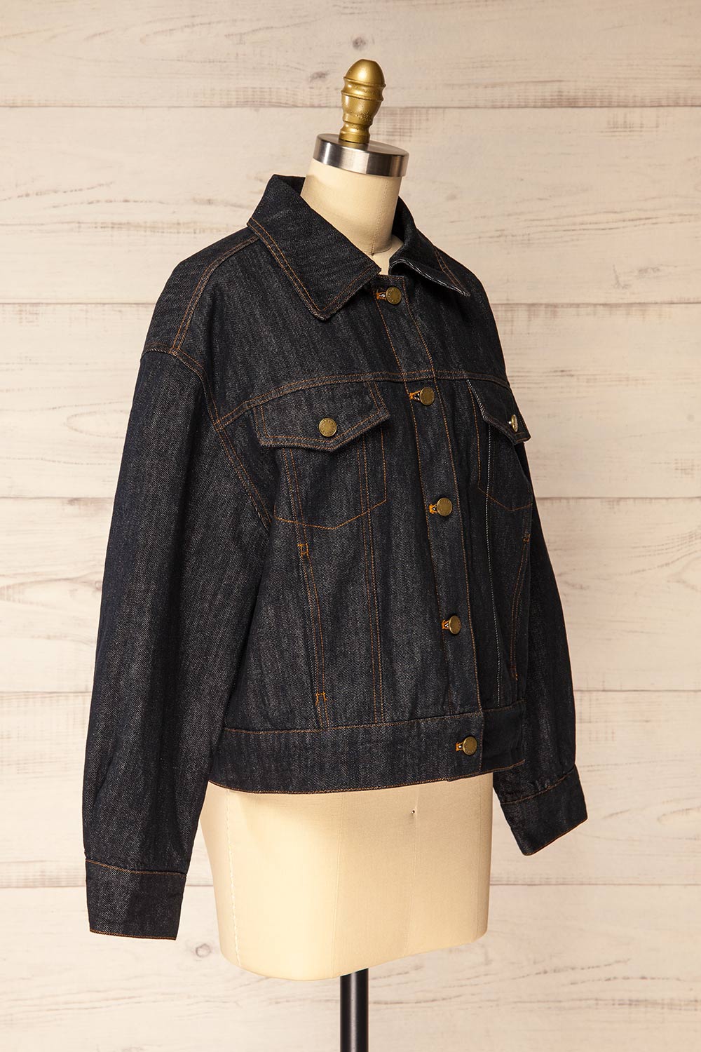 Gwadar Dark Denim Jacket with Pockets | La petite garçonne side view 