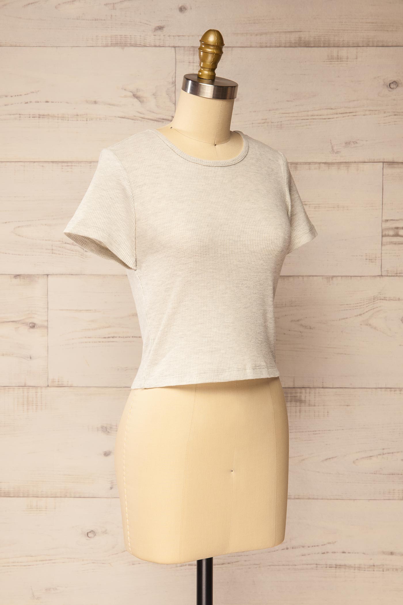 Gympie Grey Cropped Thermal T-Shirt | La petite garçonne side